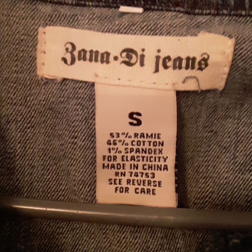 Jean Jacket - Picture 2 of 3